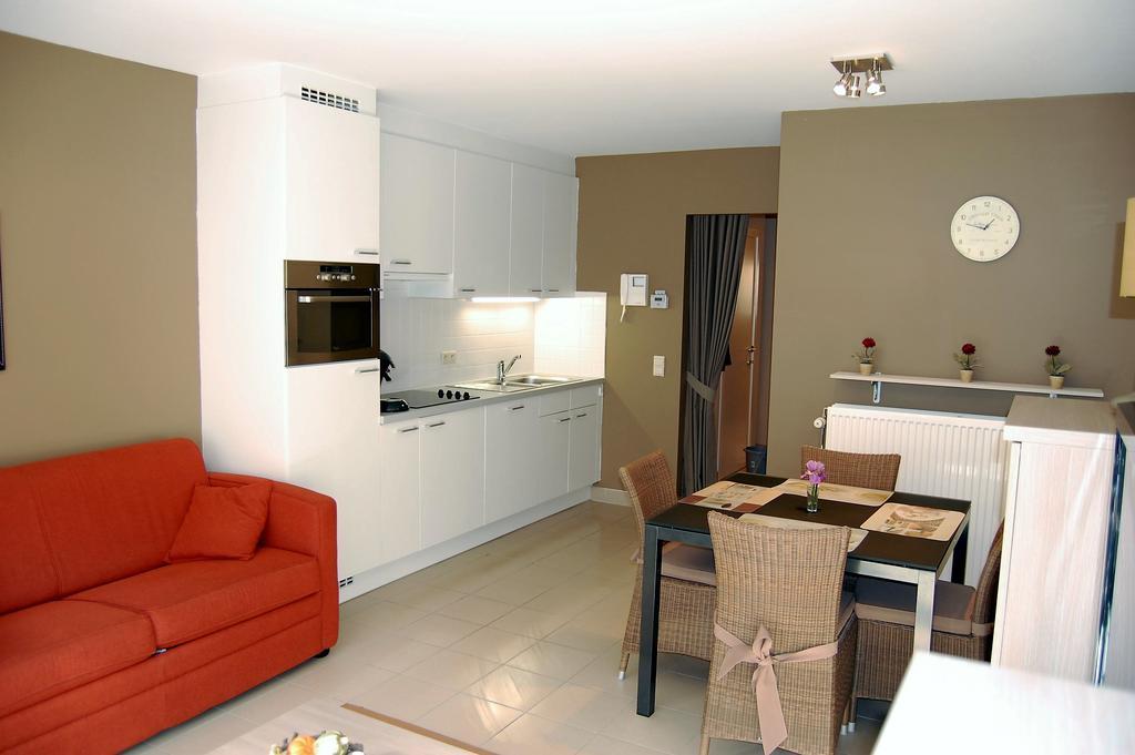Residentie Hof Van Vlaanderen Nieuwpoort Esterno foto
